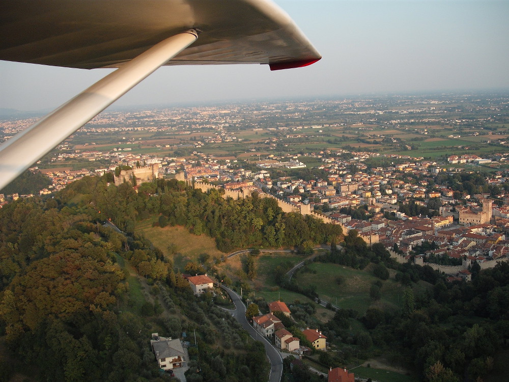 <p>Marostica e il castello (VI)</p>