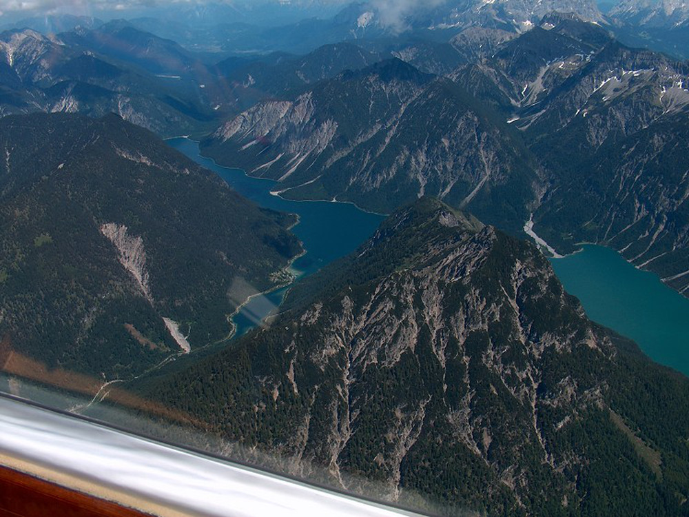 <p>Achim Groh over the Alps</p>