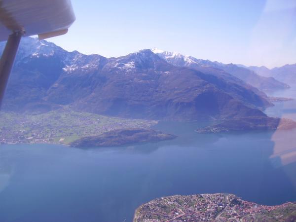 Frank Metzger over Iseo lake and Alps